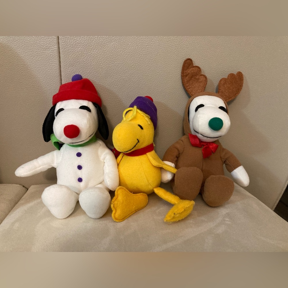 Set of 3 Peanuts Snoopy and Woodstock Plush Toys